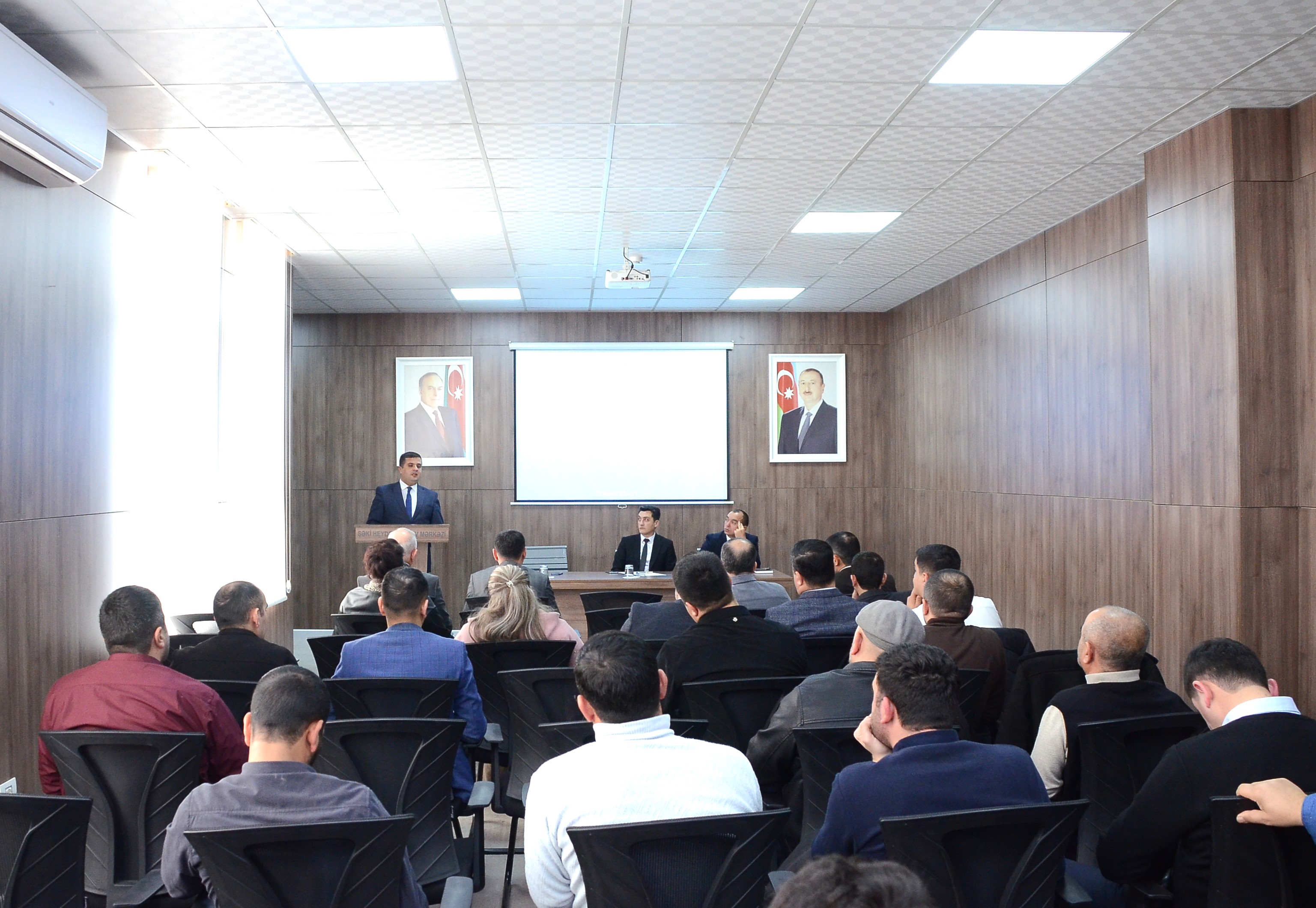 Meeting held with entrepreneurs in Shaki on self-employment 